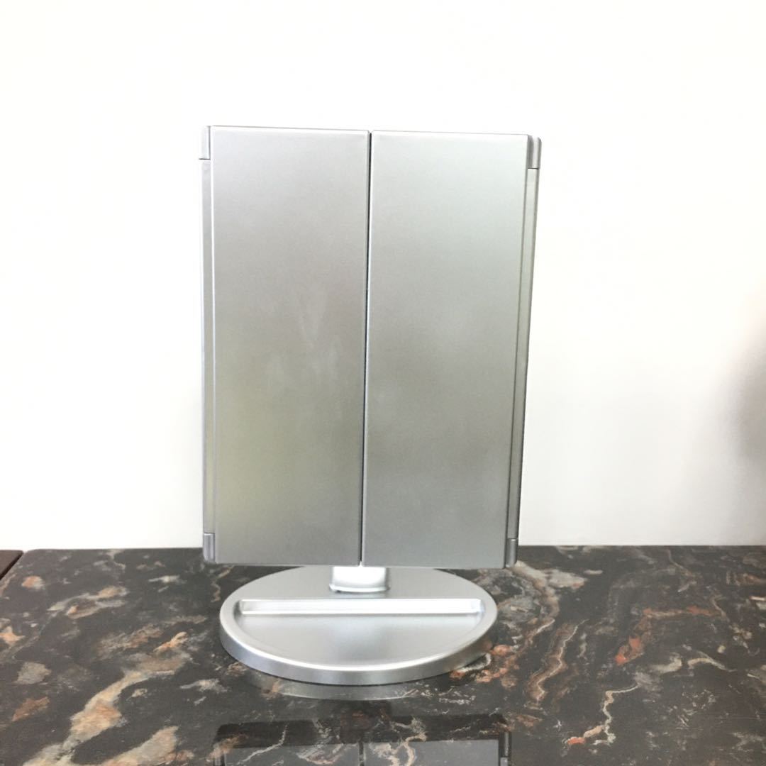 Rechargeable LED Makeup Mirror — 360° Rotating with Magnification